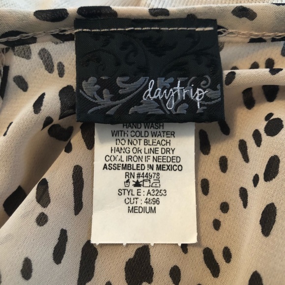 Daytrip 3/4 Sleeve Top - Picture 4 of 4